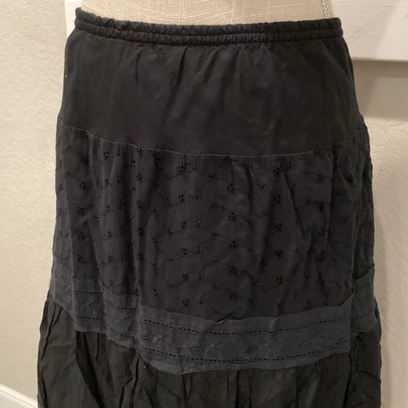 I.E. Relaxed Skirt - Picture 4 of 6